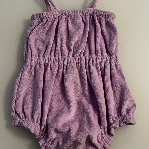Baby Gap NWT Lavender Romper Size 6-12M - Picture 2 of 3